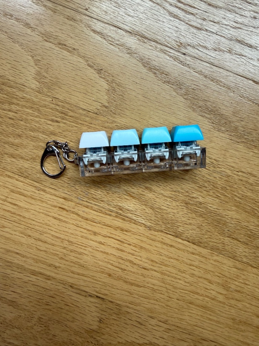 Fidget Keyboard Clicker Keychain Blue - Picture 2 of 2